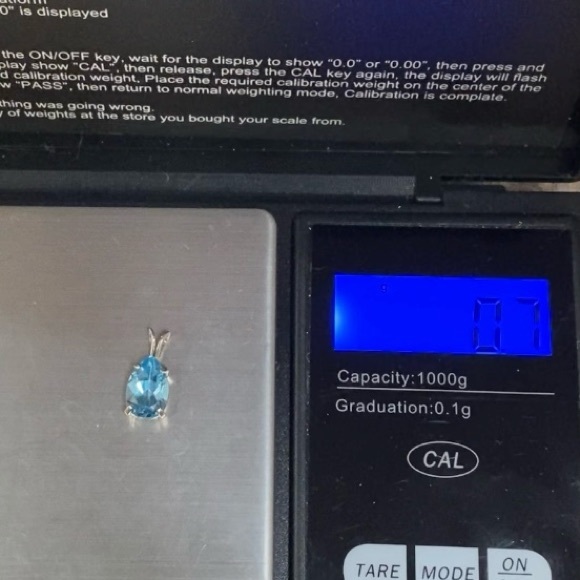 Vintage Sterling Silver Blue Topaz CZ Cubic Zirconia Teardrop Pendant 0.7g - Picture 9 of 15